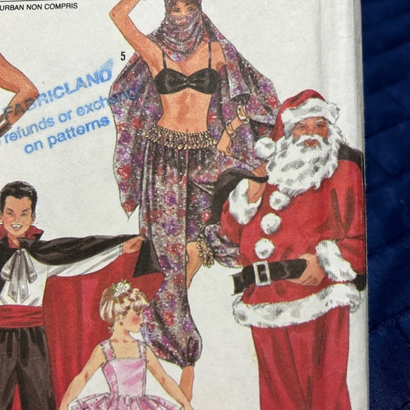 Simplicity kids costumes -8289 S,m,l- vampire- Santa- dancer and more- uncut - Picture 2 of 6